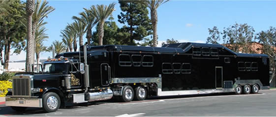 Introducing The Worlds Biggest Limousine The Midnight Rider